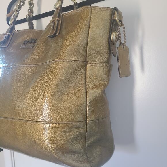 Coach Metallic Gold Patent Leather Tote Bag Chain Handles Large Style 14129 - Picture 11 of 16